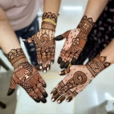 Mehandi for the entire bride squad. I can create beautiful, coordinated designs for the bride's sisters and friends to celebrate together.