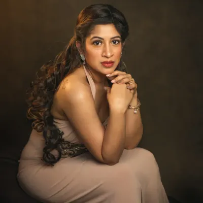 Celebrating a milestone like turning forty is a powerful act of self-love. This portrait of Pallavi captures her resilience and grace, using warm, painterly light to create an image that is both strong and soft, reflecting her journey as a survivor and a creative soul.