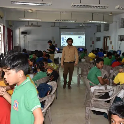 We are empowering students at a Guwahati school with our Robotics and AI curriculum. Here, students are engaged in an interactive, hands-on session, building a strong foundation for their future in technology.
