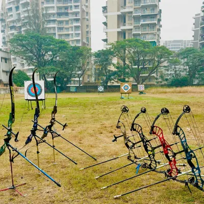 We provide training with a full range of equipment, including modern compound and recurve bows, ready for practice on our field.