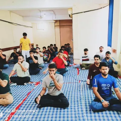 We were honored to hold yoga sessions for the ARI Maritime College as part of the "Samudra Me Yog" project. Here, students are practicing Nadi Shodhana (Alternate Nostril Breathing).