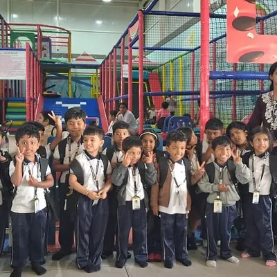 I was so happy to host this wonderful group of students for a day of fun. My play area is a great destination for school trips, offering a safe and exciting environment for kids to play and socialize.