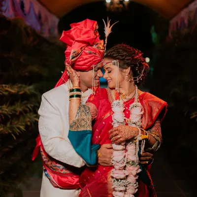 An intimate and romantic portrait of the couple in a beautifully lit tunnel. I specialize in using lighting and location to create dramatic and memorable wedding day portraits.