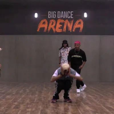 A Litefeet crash course in session at the Big Dance Arena. We bring in India's best to teach foundational styles, ensuring our dancers and the community have access to authentic knowledge.