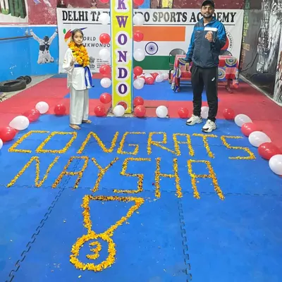 We are a family, and we celebrate every victory together. Here is the special welcome we gave Naysha at the academy after she won her national bronze medal. Every achievement, big or small, is a win for our entire team.