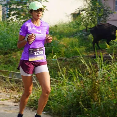 This run was a huge learning experience for me, pushing through the sun and dehydration. It’s a reminder that every run teaches you something new about your limits and your strength. On my retreats, we embrace these challenges together as a team.