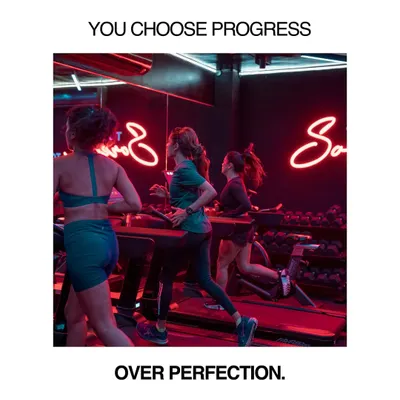 A green flag in your fitness journey: you choose progress over perfection. It's about moving forward, not being flawless.