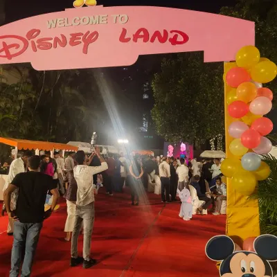 We love being part of grand celebrations, like this "Disney Land" themed annual day for The Oberoi, Bangalore. We provided multiple food stalls to match the festive atmosphere.