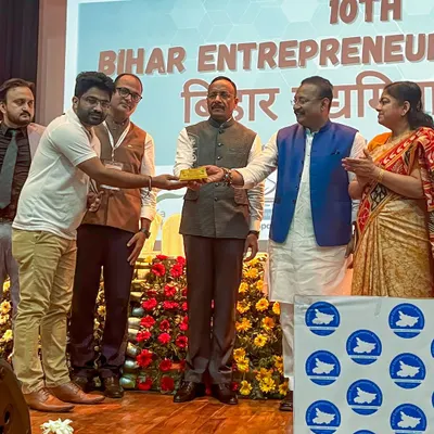 I was incredibly honored to have one of my co-founders accept the "Change Maker Award" at the Bihar Entrepreneurship Summit. This recognition from the state government is a testament to our commitment to sustainable design.