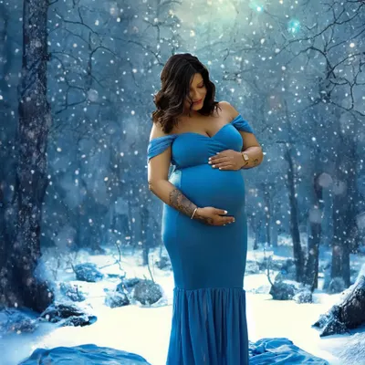 A moment of pure magic, captured forever. I use advanced digital artistry to create breathtaking, fairytale scenes that turn your maternity portrait into a unique piece of art.