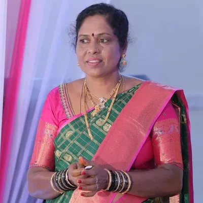 I had the pleasure of doing makeup for Sumithra aunty for her son's wedding. I used techniques to even out skin tone and add a healthy radiance, ensuring the makeup looked fresh and natural, not heavy.