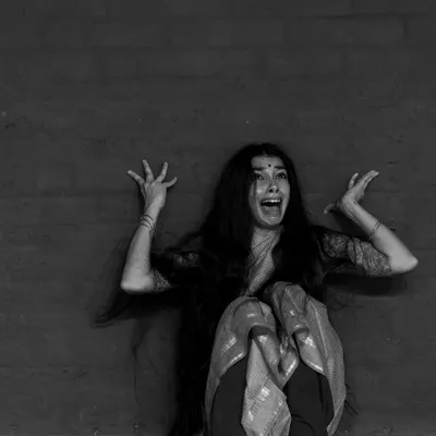 This is the face of pure fear, or 'Bhaya Rasa'. It was a surprisingly difficult emotion to tap into, but letting go and expressing it fully was an incredibly freeing experience as an artist.
