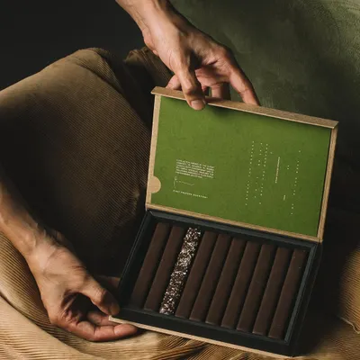 Unboxing the Old School Fudge Sticks by Chef Prateek Bakhtiani of Ether Atelier Chocolat. This box of 10 features layers of Ecuadorian salted dark chocolate and toasted coconut fudge.