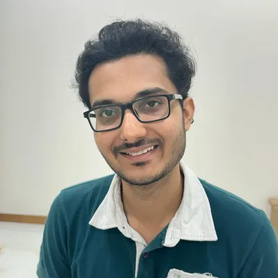 A happy smile after a successful hair restoration journey. We worked together to achieve a fuller, natural hairline that complements his features, bringing back not just his hair but his confidence too.