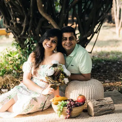 My mini sessions aren't just for kids. They are for celebrating love in all its forms. A relaxed outdoor picnic session like this is a wonderful way to capture your connection as a couple in a natural and heartfelt way.