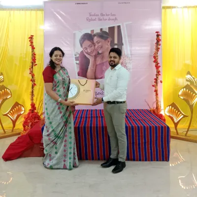 Hosting a Mother's Day event for Tanishq, a prestigious TATA brand. I wore my mother's saree for the occasion, adding a personal touch to a heartfelt corporate celebration.