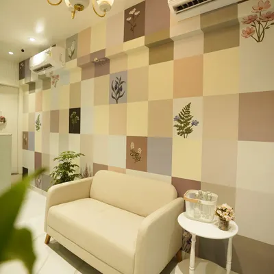 The waiting area in our Goregaon clinic is designed to be a tranquil space. The soft color palette and comfortable seating help you relax before your consultation begins.