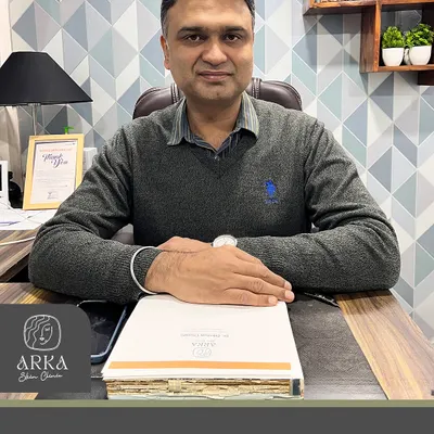 As a dermatologist, my commitment is to you. I am here to listen to your concerns and guide you toward the most effective solution.
