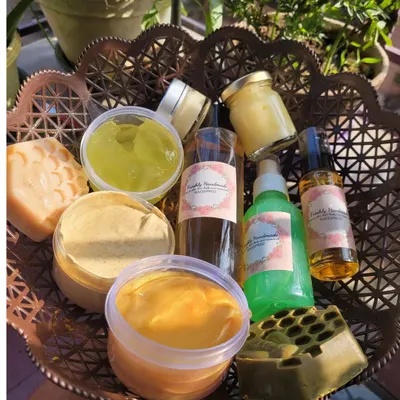 This is a snapshot of my handmade family of products. From nourishing hair shampoos to gentle soaps, serums, and facial gels, I create everything with natural ingredients and a lot of care.