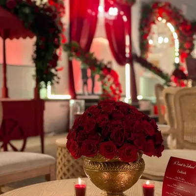 The right decor transforms a space. For this scarlet-themed Navjote, the venue was draped in red, with our bar cart and floral arrangements creating a cohesive and luxurious atmosphere for the evening.