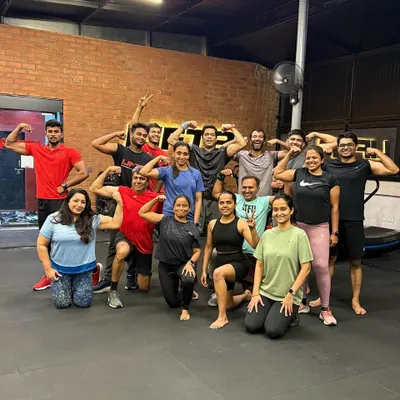 Just a few members of our incredible LIFTR community, flexing and celebrating another great session together. The energy is contagious!
