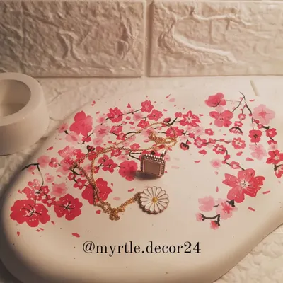 The urge to paint on any empty surface is real. Here is a plain white cloud tray that we transformed with a hand-painted cherry blossom design. We love turning simple pieces into works of art.