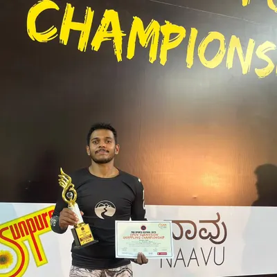 Proud to take home the silver medal at the Open Submission Grappling Championship. I learned a lot from this competition and the experience only fuels my hunger for gold next time.