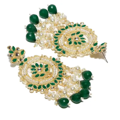 Perfect for Hariyali Teej, these green and pearl chandbalis are a celebration of color. The intricate design features green enamel work surrounded by clusters of pearls and green beads.