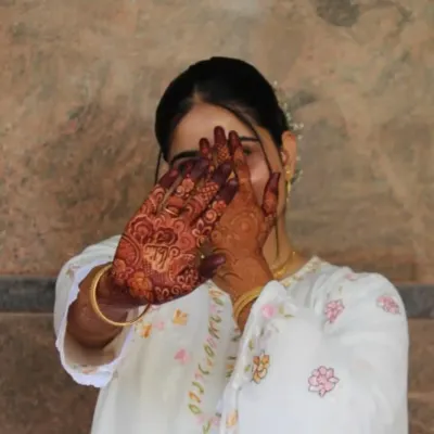 The next-day stain is looking incredible! This is the beautiful colour development you can expect from my organic henna.