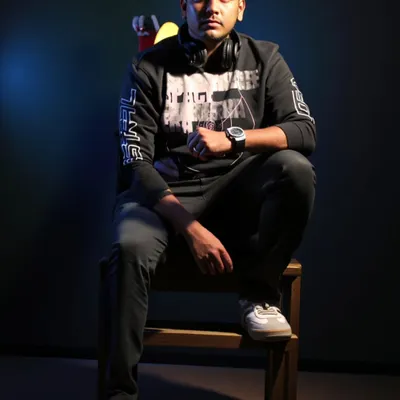 A shot from a recent photoshoot. It's important to not only sound good but also look the part.