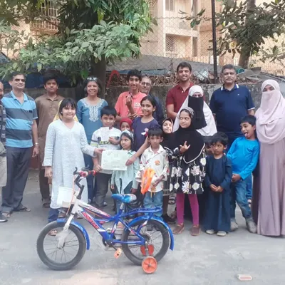 A wonderful group photo from our collaboration with a Mumbai homeschoolers group. It was a fantastic day of learning, repairing, and community building.