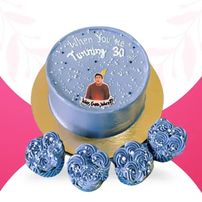 Could this cake BE any more perfect for a F.R.I.E.N.D.S. fan turning 30? This butterscotch cake and matching cupcake combo features a classic Joey moment, making it a fun and nostalgic centerpiece for a milestone birthday.