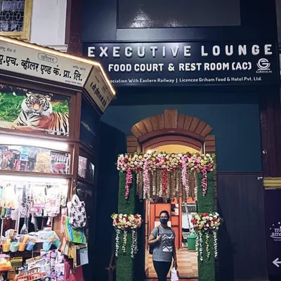 The main entrance to the AC Executive Lounge at Howrah Station. Our exterior painting work provides a clean, welcoming, and professional look for this important facility.