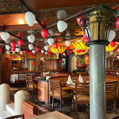 For Valentine's Day, we create a stunning and romantic location for you and your special someone. Our restaurant is decorated with balloons and we offer an exclusively curated five-course menu.