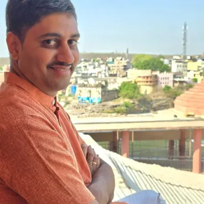 A pleasant moment during my tour to Omkareshwar, a place rich in spirituality.