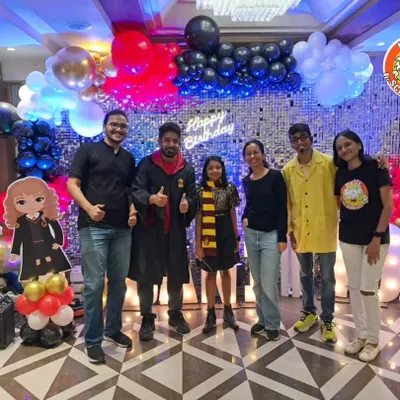 The whole team celebrating a magical Harry Potter themed birthday. We combine the wonder of the wizarding world with the fun of science to create an unforgettable party.