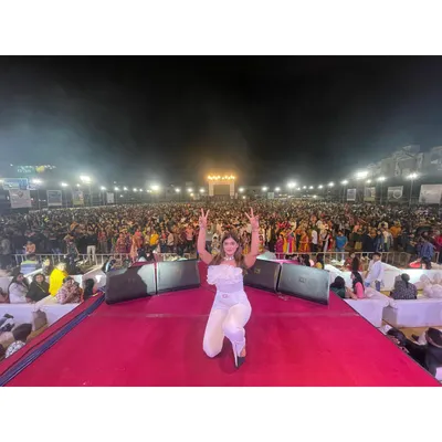 Another shot from my unforgettable gig in Rajkot. On my knees, soaking in the love from this massive audience. The scale of this event was just incredible.