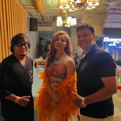 Here I am with Bollywood celebrity Kangana Sharma and event host Ajay Pratap Singh at the launch party for Dhamroo and Hi Pitch in Koramangala.