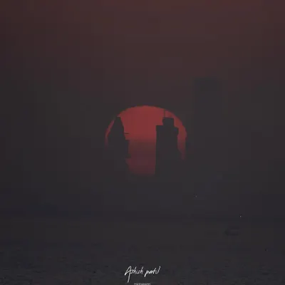 This is one of my favorite sunset captures, silhouetting the Mumbai skyline against a deep red sun. This kind of dramatic, atmospheric shot shows the power of using natural light to create something truly unique and artistic for your photoshoot.