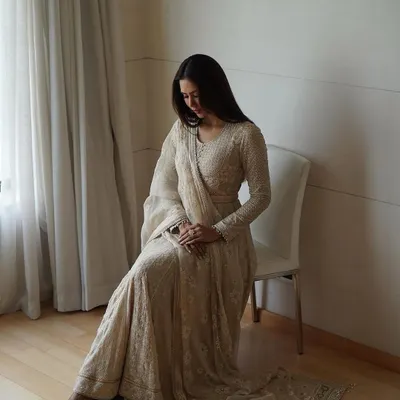 Grace in every gaze, a story in every stitch. Sonam Bajwa looking ethereal in this stunning Tarun Tahiliani Chikankari ensemble, a perfect example of timeless Indian craftsmanship.