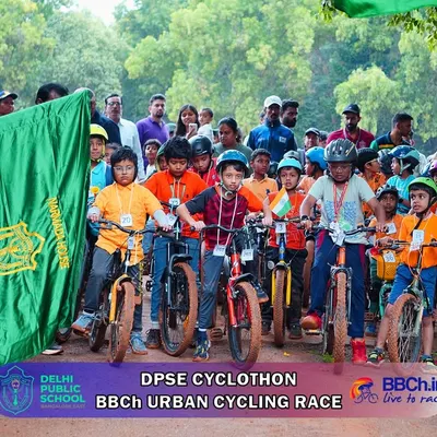 The moment before the flag drops. Young riders, full of anticipation, line up at the start of the BBCh Urban Cycling Race, ready to give it their all.