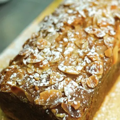 Our Tuscan Lemon and Almond tea loaf is a delightful treat for any time of day. Made with almond flour for a gorgeous texture and a zesty lemon flavour, this eggless cake is perfect for gifting or enjoying slice by slice.