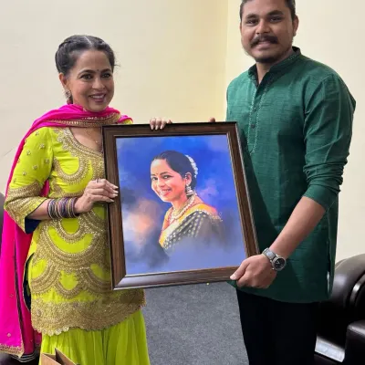 A cherished memory of presenting my artwork to the respected singer Padma Wadkar. A custom portrait becomes more than just a painting when it is framed and gifted with love.
