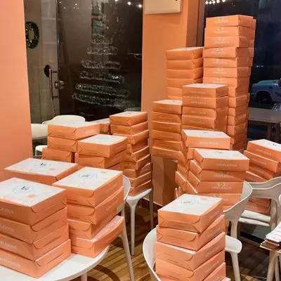 Gearing up for a big corporate order. It brings me so much joy to see these boxes stacked high, ready to be filled with fresh-baked happiness for employees and clients. This is proof that I can handle gifting for events of any scale.