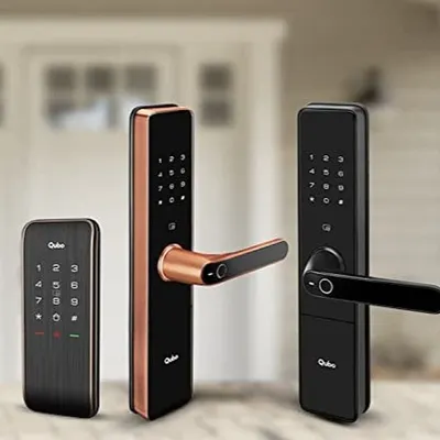 I offer a variety of Qubo smart lock models to suit different needs and door types. This image showcases a selection, including a handle lock with fingerprint access and a separate digital keypad for rim locks.