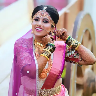 A beautiful shot of my bride Soundarya for her muhurtham ceremony. As a professional makeup artist, I also bring my years of experience to create dream looks for brides on their special day.