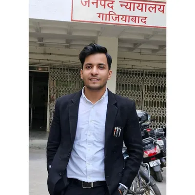 Here I am outside the Janpad Nyayalaya (District Court) in Ghaziabad. As a practicing advocate, I am here regularly, representing my clients and navigating the legal system on their behalf.