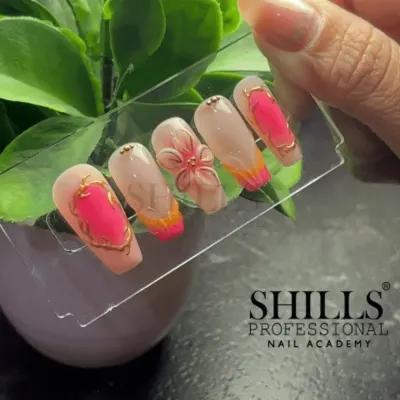 A full set showcasing a variety of our 3D techniques, from a fully sculpted flower to elegant gold framing and vibrant color gradients.
