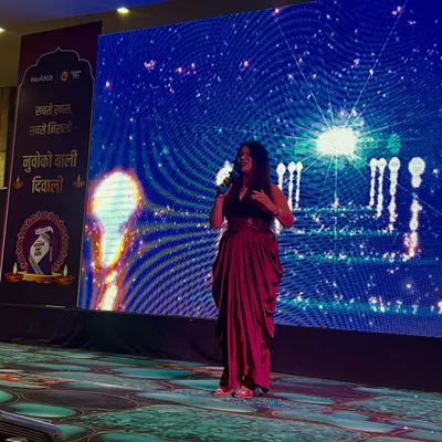Hosting the Nuvoco Vistas Diwali event on a grand stage. I make sure your festive celebrations feel larger than life.
