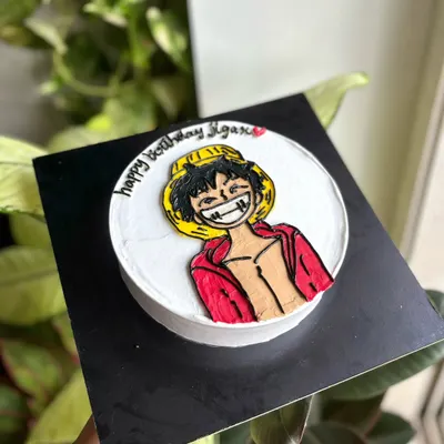 Anime fans, assemble! I leveled up the cake game with this epic frosting art of Luffy from One Piece. I love turning favorite characters into a drool-worthy masterpiece.